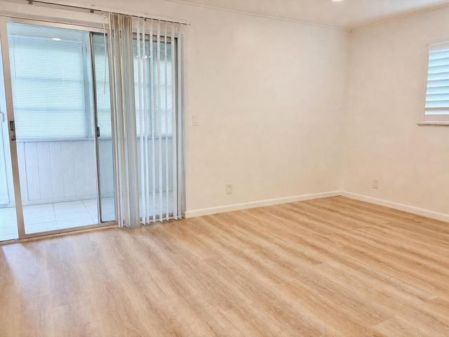 251 Flanders F, Delray Beach, FL 33484