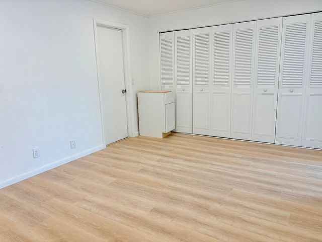251 Flanders F, Delray Beach, FL 33484