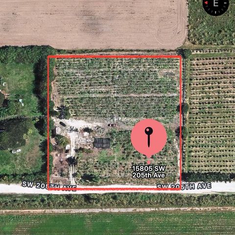 15805 SW 205 Avenue, Miami, FL 33187