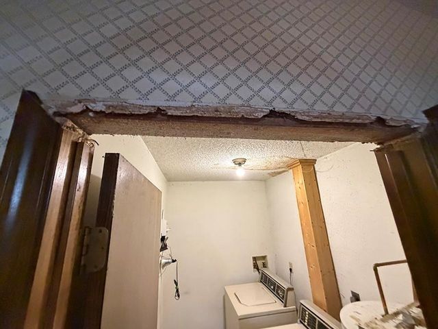 1405 Lynwood Court, Liberty, MO 64068