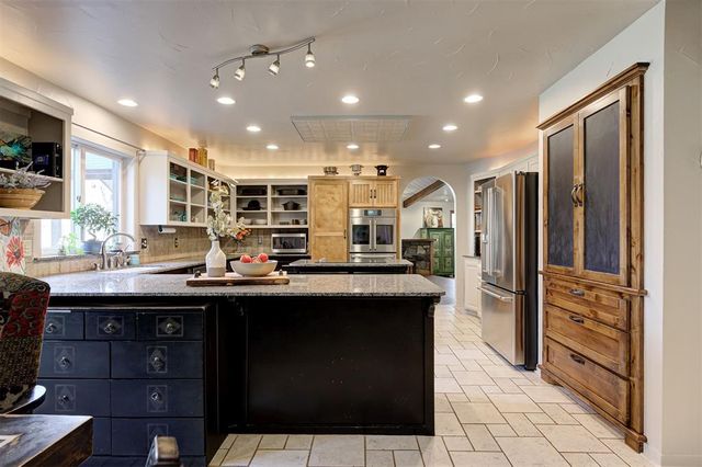 2625 Blue Spruce Road, Edmond, OK 73025