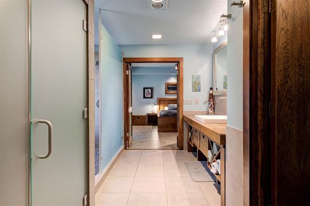 2625 Blue Spruce Road, Edmond, OK 73025