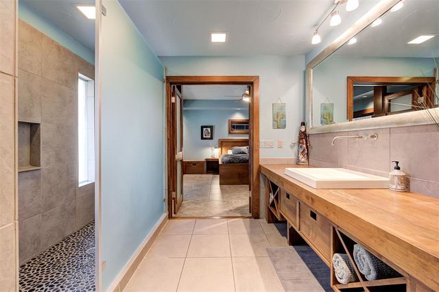 2625 Blue Spruce Road, Edmond, OK 73025