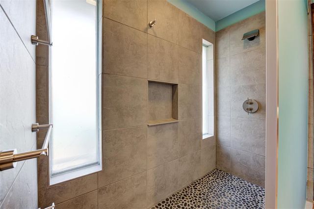 2625 Blue Spruce Road, Edmond, OK 73025