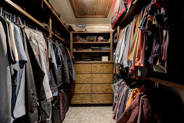 2625 Blue Spruce Road, Edmond, OK 73025