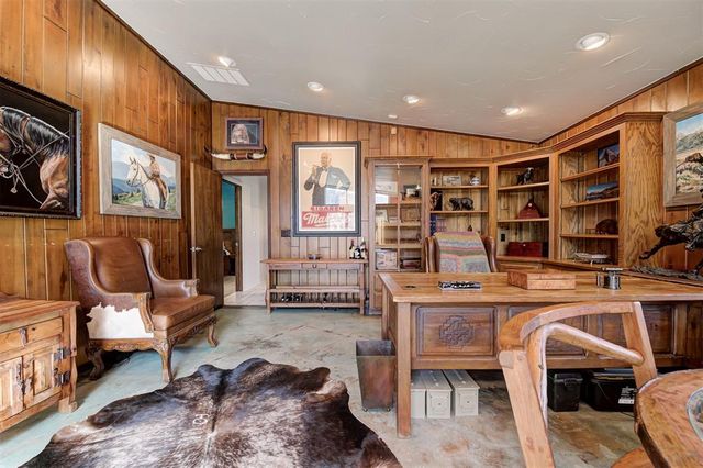 2625 Blue Spruce Road, Edmond, OK 73025