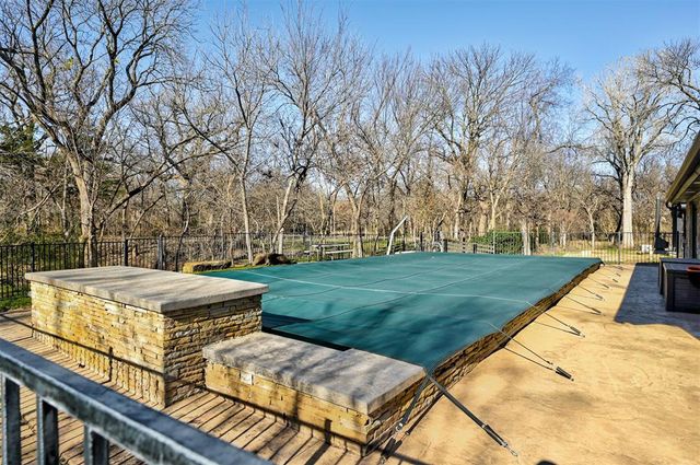 2625 Blue Spruce Road, Edmond, OK 73025