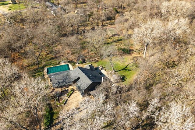 2625 Blue Spruce Road, Edmond, OK 73025