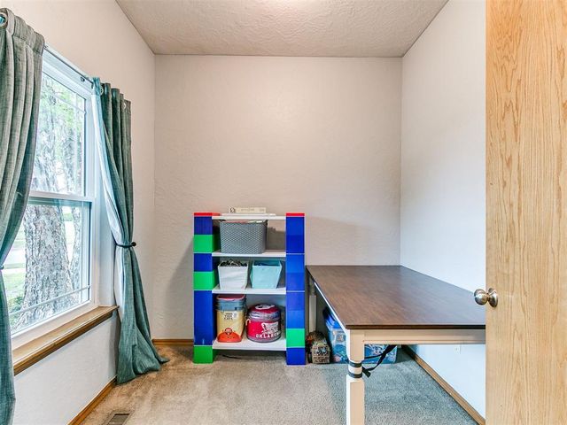 2525 Weymouth Way, Norman, OK 73071