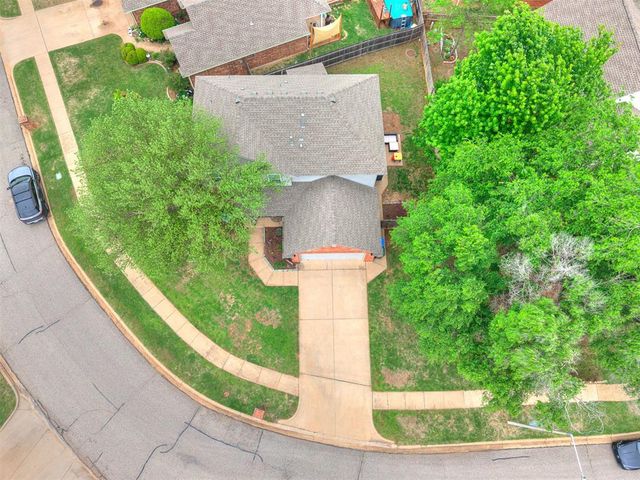 2525 Weymouth Way, Norman, OK 73071