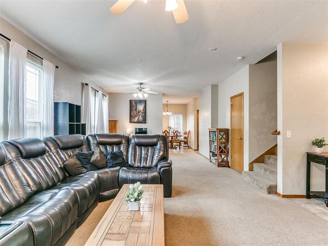 2525 Weymouth Way, Norman, OK 73071