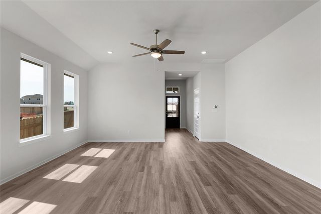 321 Blue Vervain TRL, Georgetown, TX 78633