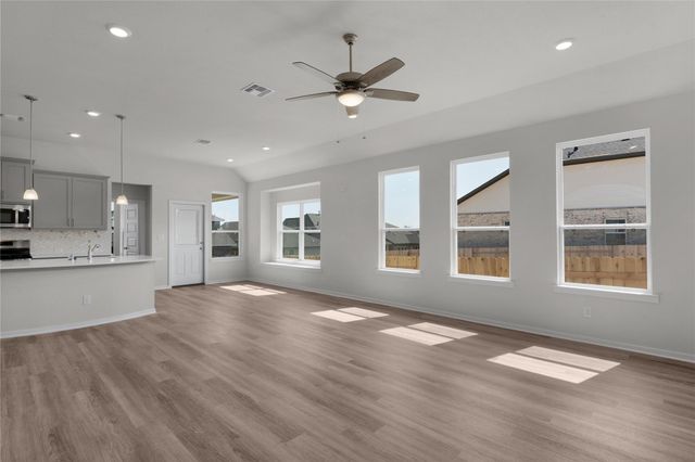 321 Blue Vervain TRL, Georgetown, TX 78633