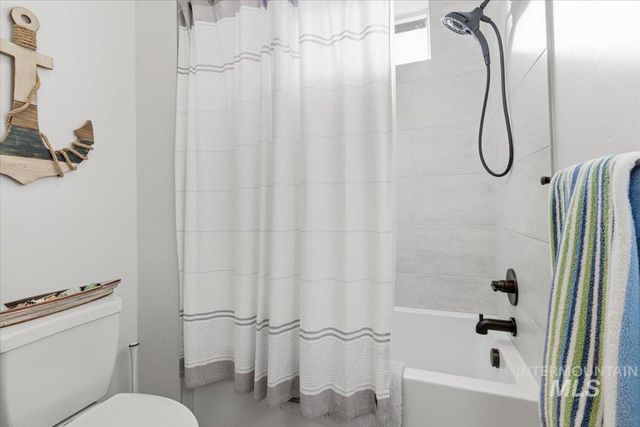 6170 W Ina Drive, Boise, ID 83703