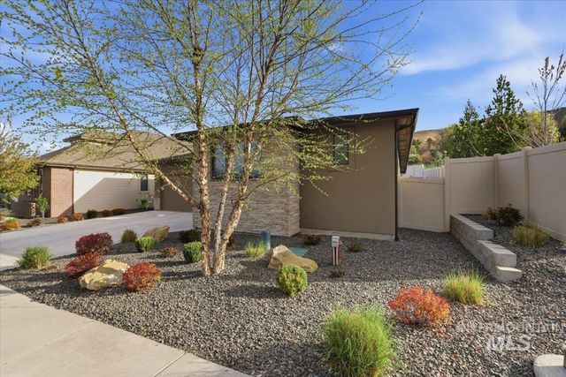 6170 W Ina Drive, Boise, ID 83703