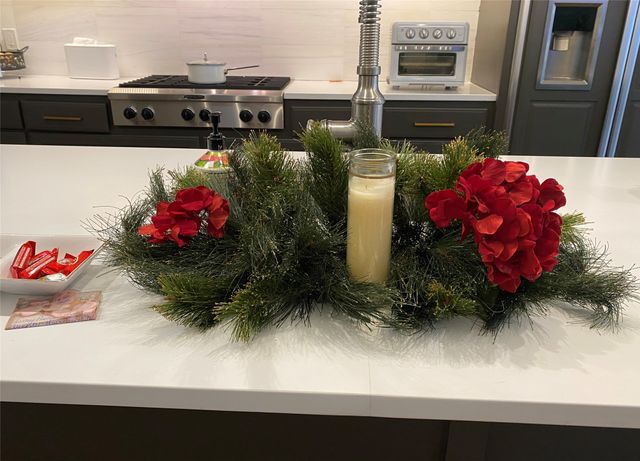 416 W College Street, Grapevine, TX 76051