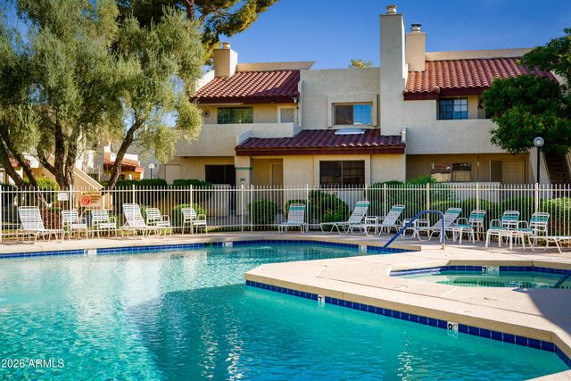 2020 W UNION HILLS Drive 118, Phoenix, AZ 85027
