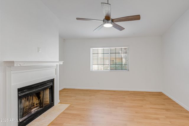 2020 W UNION HILLS Drive 118, Phoenix, AZ 85027
