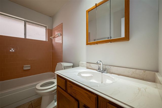 3007 Cloverdale, League City, TX 77573