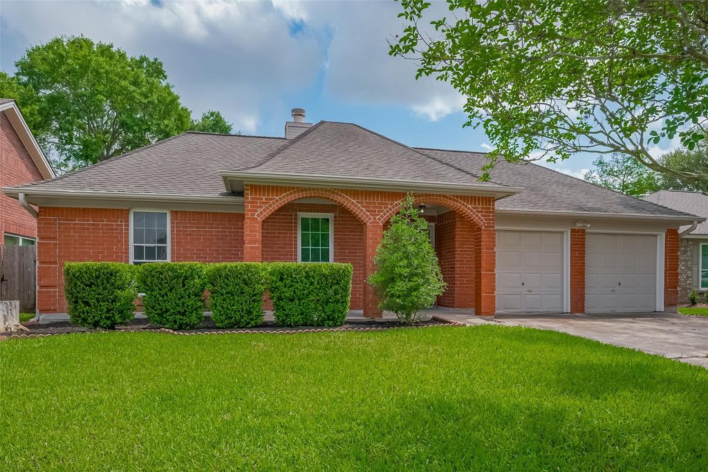 3007 Cloverdale, League City, TX 77573