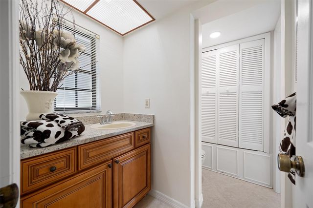 2467 KINGFISHER LANE 101H, Clearwater, FL 33762