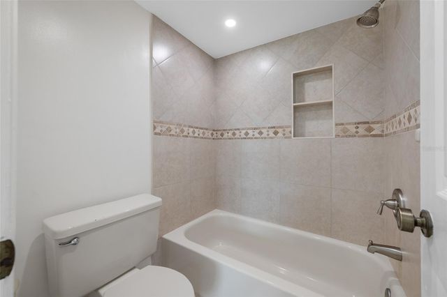 2467 KINGFISHER LANE 101H, Clearwater, FL 33762