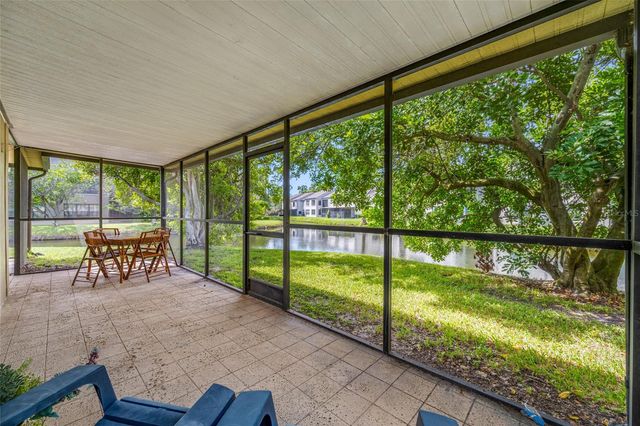 2467 KINGFISHER LANE 101H, Clearwater, FL 33762
