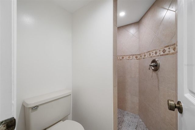 2467 KINGFISHER LANE 101H, Clearwater, FL 33762
