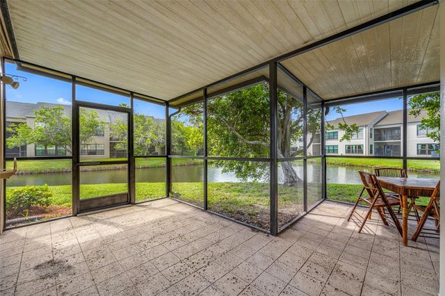 2467 KINGFISHER LANE 101H, Clearwater, FL 33762