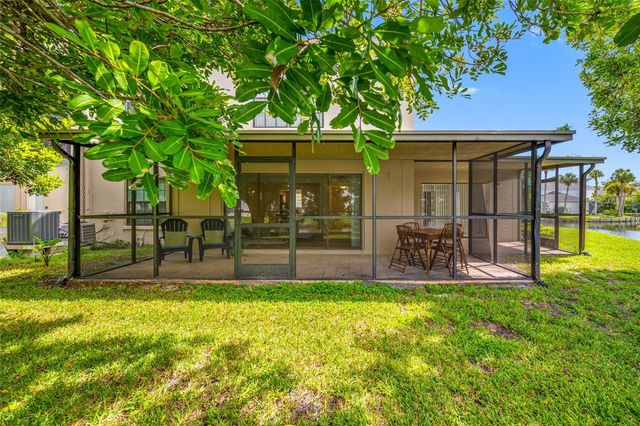 2467 KINGFISHER LANE 101H, Clearwater, FL 33762