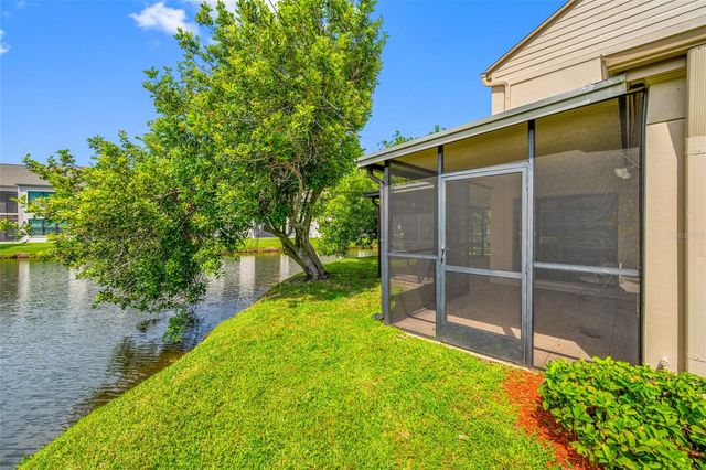 2467 KINGFISHER LANE 101H, Clearwater, FL 33762