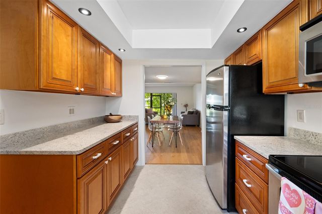 2467 KINGFISHER LANE 101H, Clearwater, FL 33762