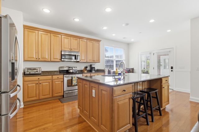 3022 Dolphin Watch Drive, Charleston, SC 29414