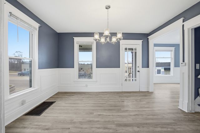 1525 S Main Street, Rockford, IL 61102