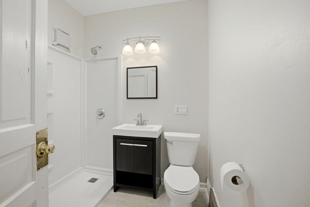 1525 S Main Street, Rockford, IL 61102