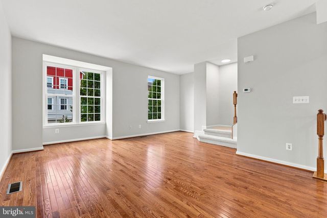 102 ARGYLE CT, Stephenson, VA 22656