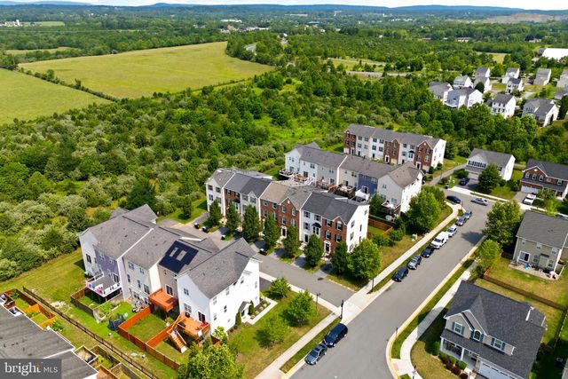 102 ARGYLE CT, Stephenson, VA 22656