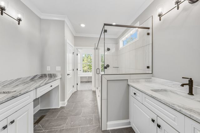 1675 Sulphur College Rd, Hartsville, TN 37074