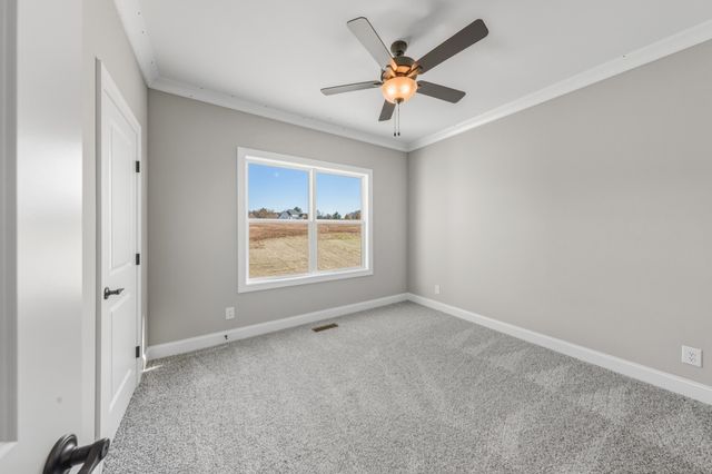 1675 Sulphur College Rd, Hartsville, TN 37074