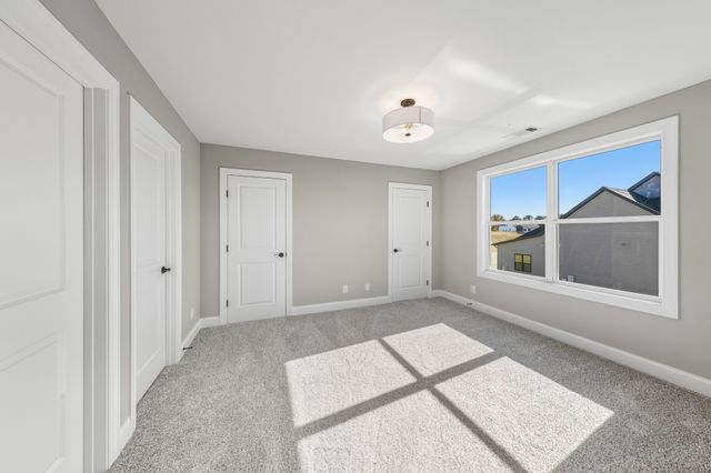 1675 Sulphur College Rd, Hartsville, TN 37074