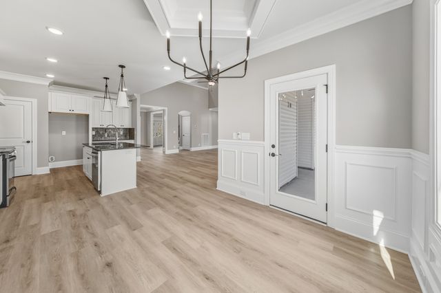 1675 Sulphur College Rd, Hartsville, TN 37074