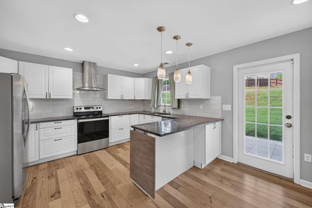114 Kingsman Court, Easley, SC 29642
