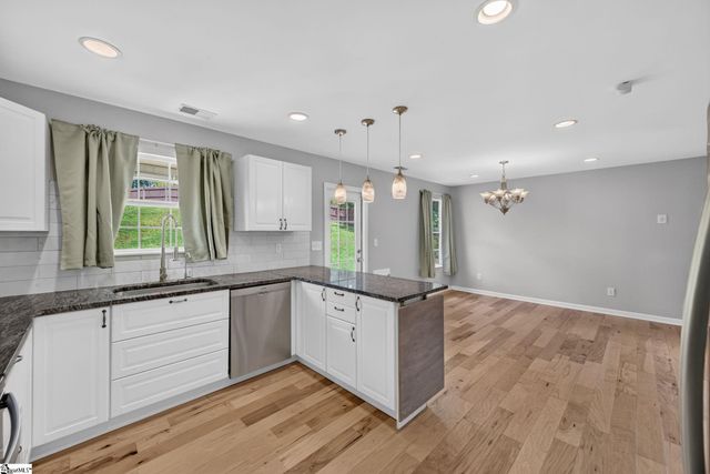 114 Kingsman Court, Easley, SC 29642