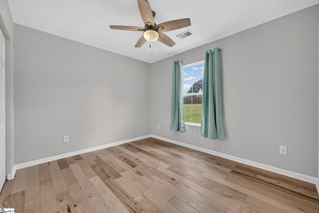 114 Kingsman Court, Easley, SC 29642