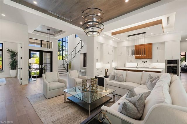 3540 Crayton RD, Naples, FL 34103