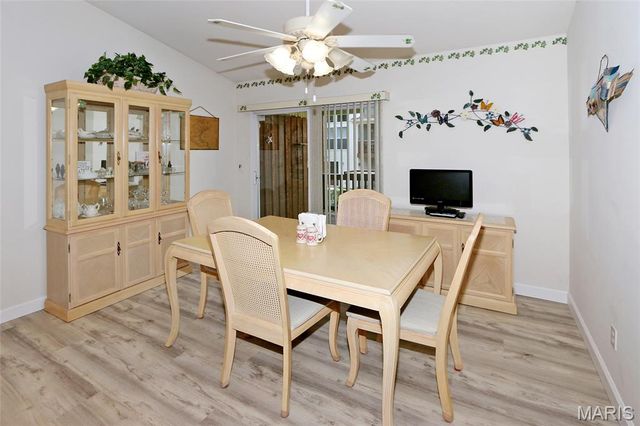 1289 Summergate Parkway 2B, St Peters, MO 63303