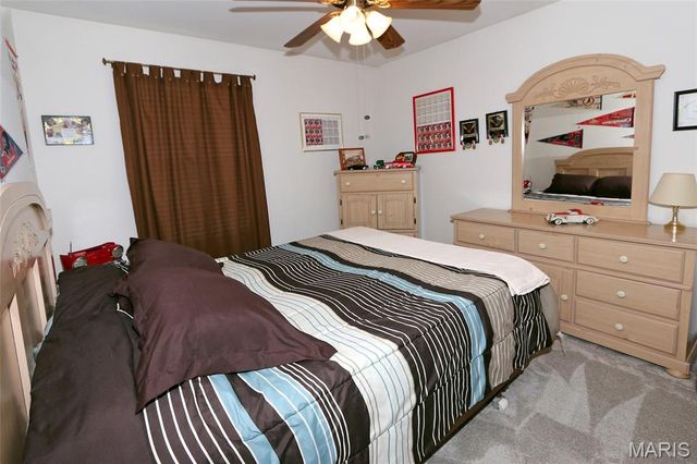 1289 Summergate Parkway 2B, St Peters, MO 63303
