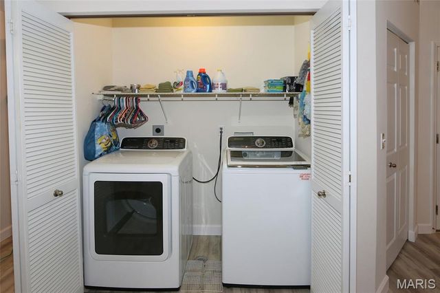 1289 Summergate Parkway 2B, St Peters, MO 63303