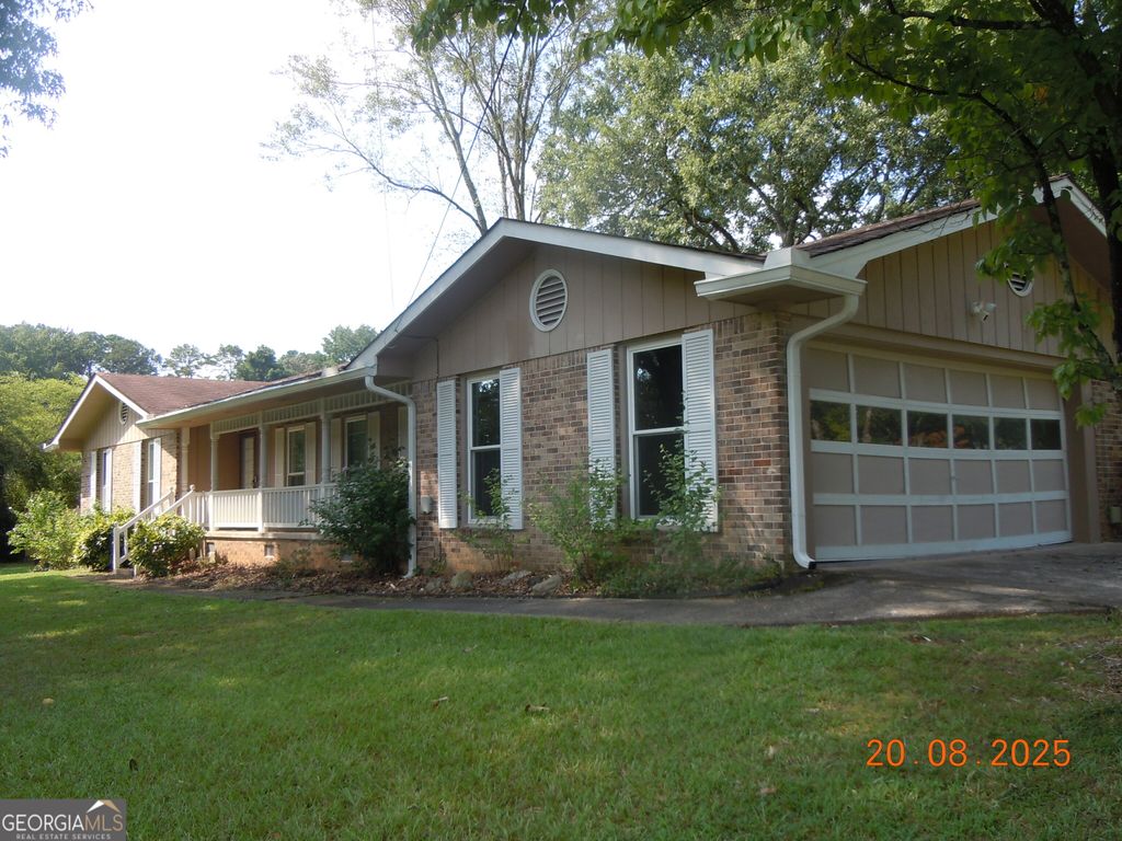 5762 Fairfield Place, Stone Mountain, GA 30087