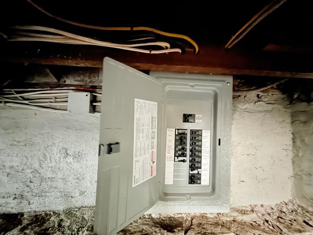 63 W Terrace Street, Claremont, NH 03743